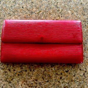 Authentic Louis Vuitton wallet ￼
